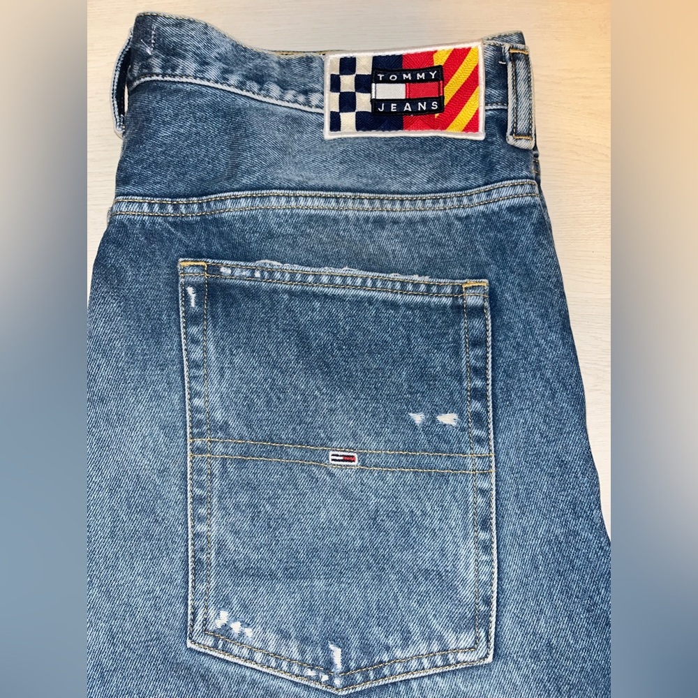 Tommy Hilfiger Blue Relaxed Jeans with retro Wash